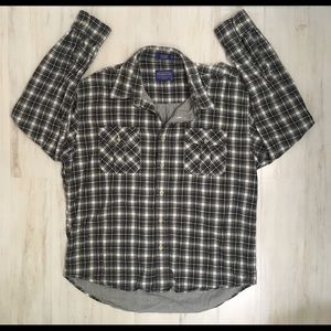 Men’s Pendleton Casual Plaid Button Up Outdoorsman